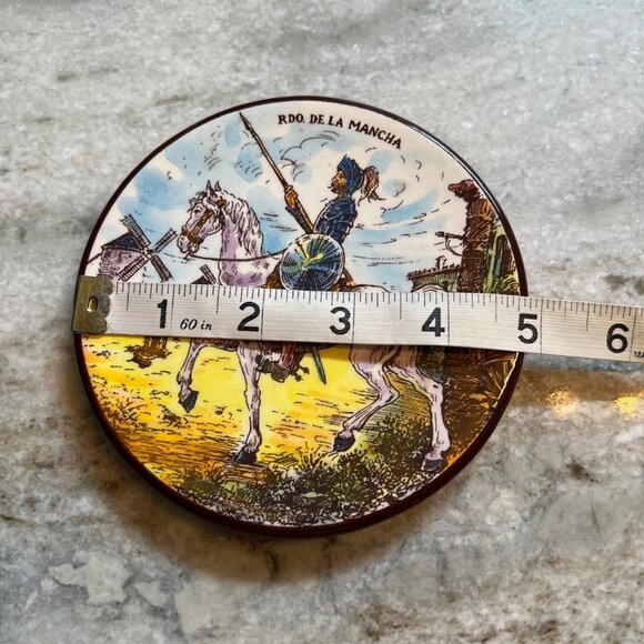 Don Quixote La Mancha Ceramic Decorative Plate 5” Hangable - Picture 9 of 9